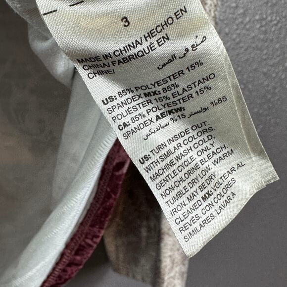 Chico's Zenergy Top Size 3 Long Sleeve Lace Print Tunic Brown Red - Picture 6 of 7